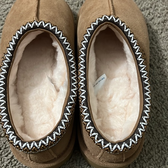 UGG Tasman Slippers Size 7 - Picture 3 of 6